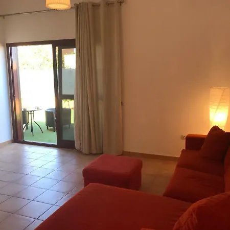Casa Fard 拉·奥利瓦